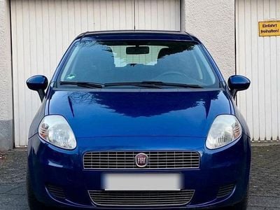 Gebraucht Fiat Punto 77 PS (56 kW) 2009 Blau Kleinwagen
