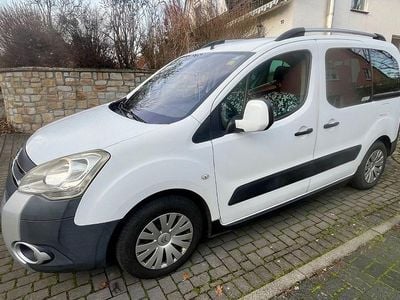 Weiß Gebraucht 2009 Citroën Berlingo XTR Van / Kleinbus | 3.800 € (Fairer Preis)