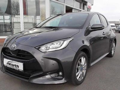 Gebraucht Toyota Yaris Hybrid 131 PS (96 kW) 2025 Grey metallic Kleinwagen