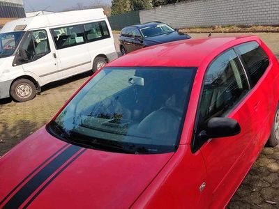 Gebraucht VW Polo 75 PS (55 kW) 2003 Rot Kleinwagen
