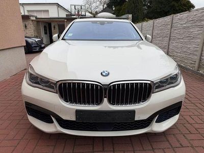 Second-hand BMW 750L M Sport 110 CP (80 kW) 2016 Alb Berlinǎ