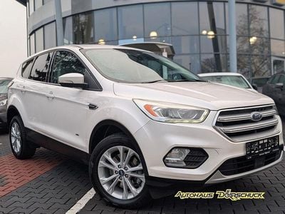 Weiß Gebraucht 2017 Ford Kuga Titanium SUV | 14.290 € (Guter Preis)