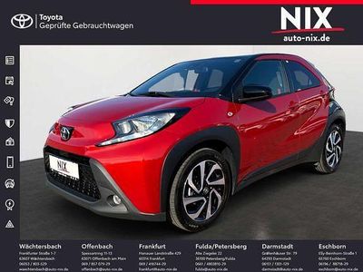 Gebraucht Toyota Aygo X Basis 72 PS (52 kW) 2023 Chili red perleffekt/ night sky black SUV