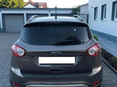 Second-hand Ford Kuga Titanium 140 CP (102 kW) 2012 Andere farben SUV