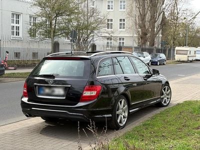 Gebraucht Mercedes C220 AMG 170 PS (125 kW) 2012 Schwarz Kombi