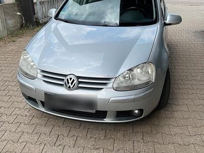 VW Golf V