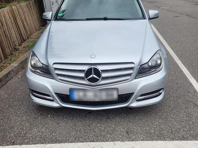 Gebraucht Mercedes C220 204 PS (150 kW) 2011 Silber Limousine