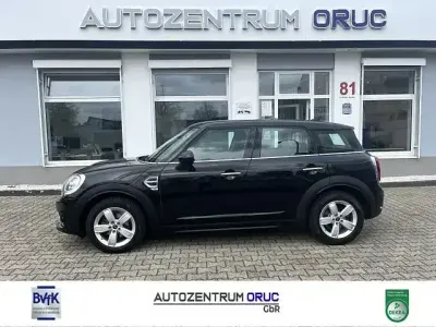 Gebraucht Mini One Countryman 102 PS (75 kW) 2019 Midnight black SUV