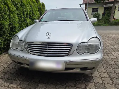 Gebraucht Mercedes C200 Elegance 163 PS (119 kW) 2000 Silber Limousine
