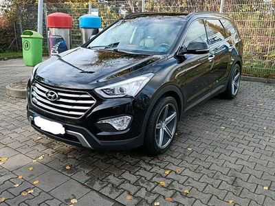 Gebraucht Hyundai Grand Santa Fe 200 PS (147 kW) 2015 Schwarz SUV