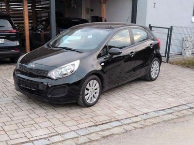 Gebraucht Kia Rio Edition 7 86 PS (63 kW) 2012 Schwarz Limousine
