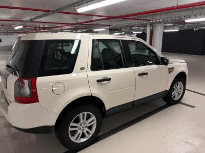 Gebraucht Land Rover Freelander 2 152 PS (111 kW) 2009 Weiß SUV