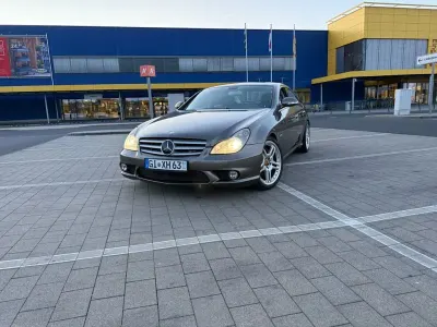 Gebraucht Mercedes CLS63 AMG AMG 514 PS (378 kW) 2008 Beige Limousine