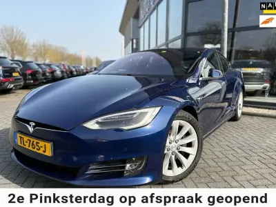 Second-hand Tesla Model S 306 kW (417 CP) 2018 Albastru Hatchback