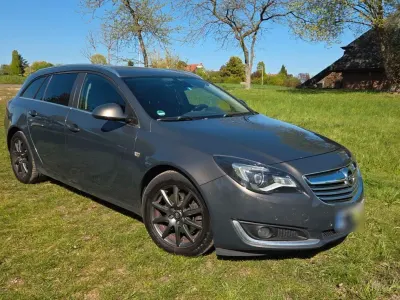 Używany Opel Insignia Business 163 KM (119 kW) 2014 Szary Kombi