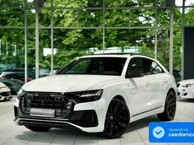 Gebraucht Audi Q8 S-Line 286 PS (210 kW) 2023 Weiß SUV