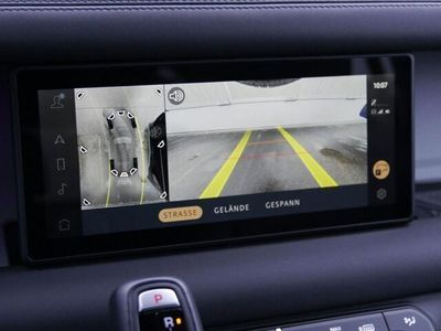 Gebraucht Land Rover Defender SE 249 PS (183 kW) 2023 Grün SUV