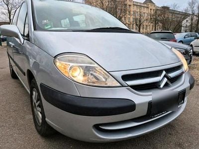 Citroën C8