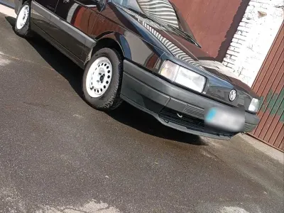 Gebraucht VW Passat 90 PS (66 kW) 1989 Grau Kombi