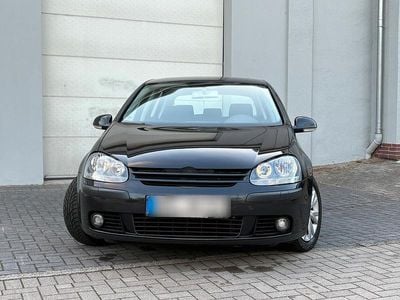 Gebraucht VW Golf V 116 PS (85 kW) 2004 Schwarz Kleinwagen