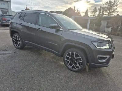 Gebraucht Jeep Compass Limited 170 PS (125 kW) 2020 Granite crystal met. clear co SUV