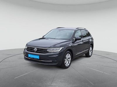 Uranograu Gebraucht 2023 VW Tiguan Life SUV | 31.780 € (Fairer Preis)