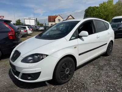 Gebraucht Seat Altea XL 4You 125 PS (91 kW) 2014 Weiß Van / Kleinbus