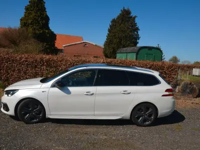Gebraucht Peugeot 308 GT 177 PS (130 kW) 2020 Weiß Kombi