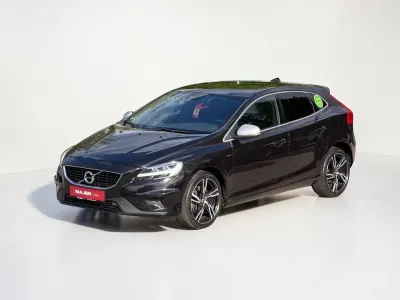 Gebraucht Volvo V40 R-Design 152 PS (111 kW) 2017 Schwarz Limousine