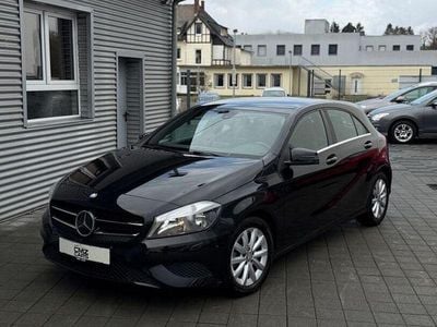 Gebraucht Mercedes A180 122 PS (89 kW) 2013 Schwarz Limousine
