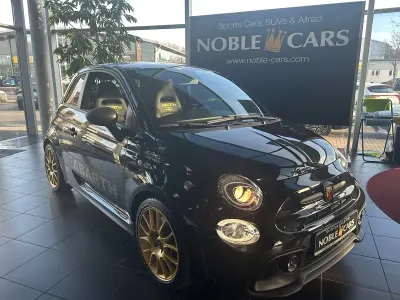 Gebraucht Abarth 695 179 PS (131 kW) 2024 Scorpione schwarz (metallic) Kleinwagen