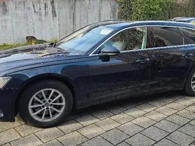 Używany Audi A6 Ambiente 286 KM (210 kW) 2018 Niebieski Kombi