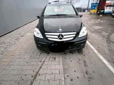Gebraucht Mercedes B150 95 PS (69 kW) 2007 Schwarz Van / Kleinbus