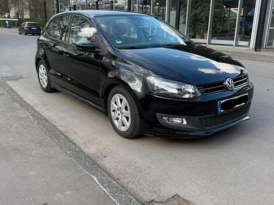 Second-hand VW Polo 75 CP (55 kW) 2012 Negru Hatchback