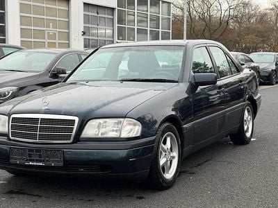 Mercedes C180