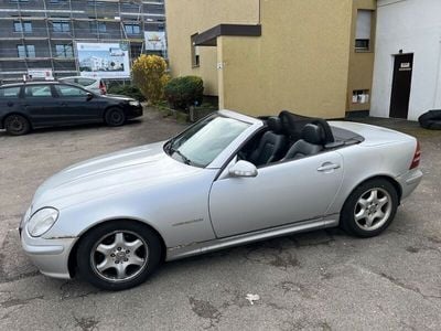 Mercedes SLK230
