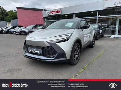 Silber Neu 2025 Toyota C-HR SUV | 36.455 €