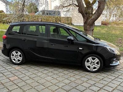 Gebraucht Opel Zafira 131 PS (96 kW) 2016 Schwarz Van / Kleinbus
