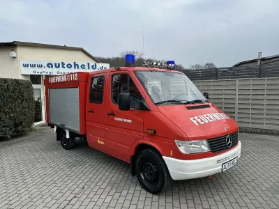 Gebraucht Mercedes Sprinter 143 PS (105 kW) 1999 Rot Van