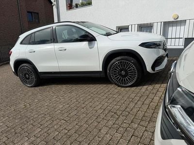 Mercedes EQA350