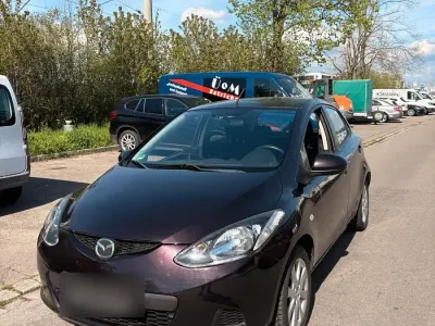 Usata Mazda 2 86 CV (63 kW) 2008 Nero Utilitaria