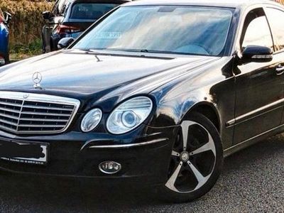 Mercedes E220