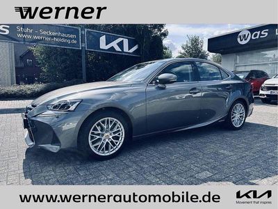 Lexus IS300h