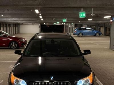 BMW 525