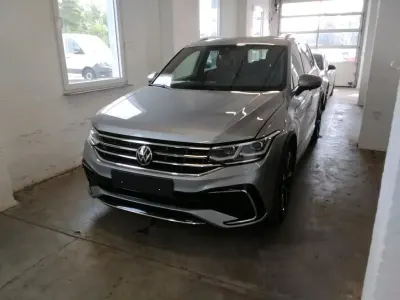 Gebraucht VW Tiguan Allspace R-line 190 PS (139 kW) 2022 Silber SUV
