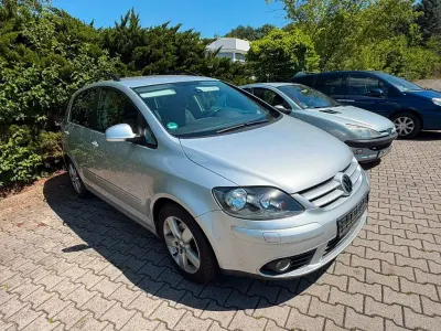 Gebraucht VW Golf Plus 80 PS (58 kW) 2008 Silber Van / Kleinbus