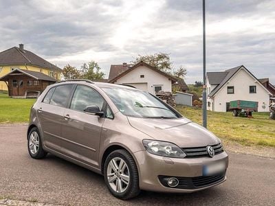 Usata VW Golf VII Match 105 CV (77 kW) 2012 Marrone Berlina