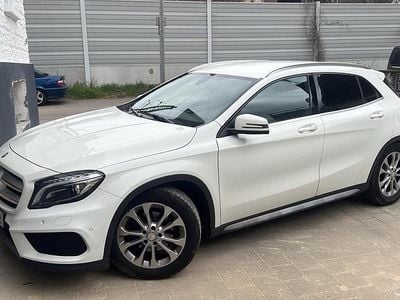 Mercedes GLA200