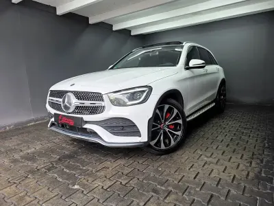 Gebraucht Mercedes GLC300 AMG line 245 PS (180 kW) 2019 Weiß SUV