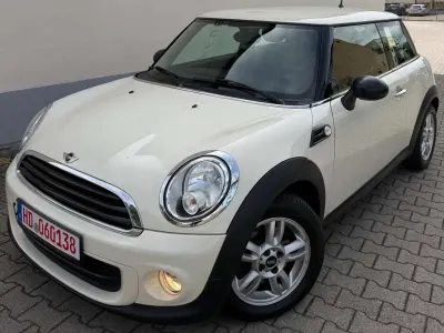 Gebraucht Mini ONE 75 PS (55 kW) 2012 Pepper white Kleinwagen